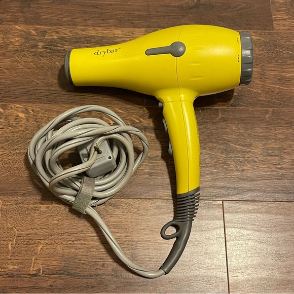 Drybar Buttercup Blow-Dryer - Picture 1 of 3